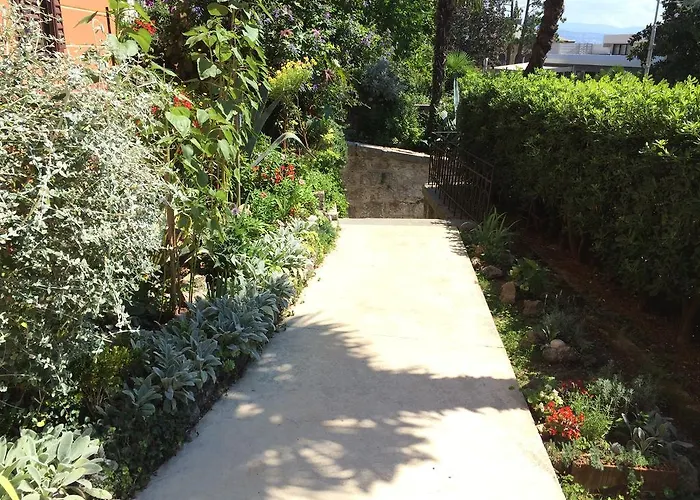 ゲストハウス Borka 3*